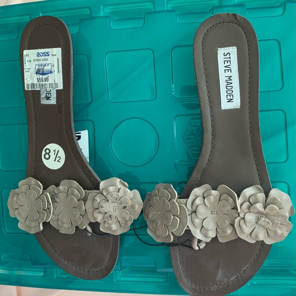 NWT, Steve Madden Sandals, Size 8 1/2